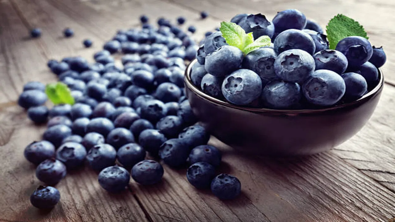 Blueberries: A Superfood for Immunity and Brain Health
